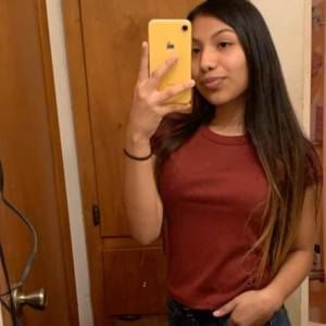 Meet your Posher, Andrea